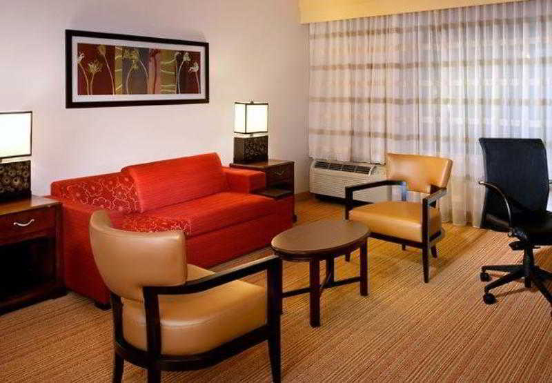 Courtyard Parsippany Hotel Exterior photo